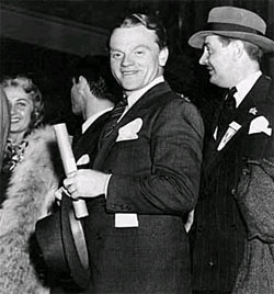 James Cagney and Kenneth Thompson in Minneapolis with the Hollywood Victory Caravan. Photographer: Minneapolis Tribune Photograph Collection 1942 Location no. E448.11 p9