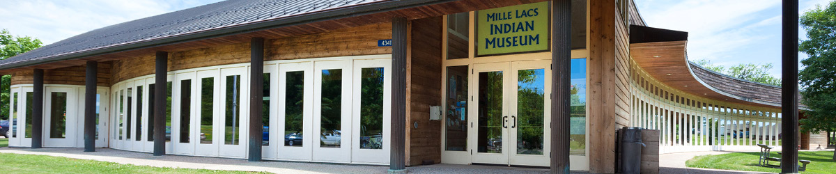 Front view of the Mille Lacs Indian Museum with the front door on the right.