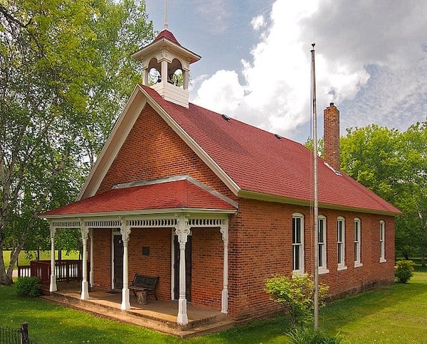 Exterior of the Hay Lake School