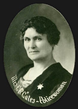 Protrait of Anna Gates in 1922.jpeg