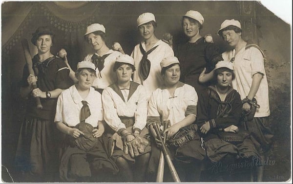 Milaca High School 1914 girls baseball team