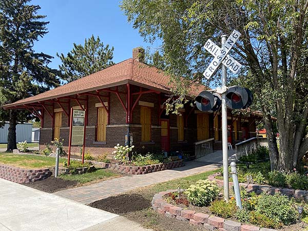 Exterior of the Cuyuna Range Museum-Soo Line Depot