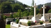 Color image of the graves of (left to right) Nelly Erichsen, Rose Cleveland, and Evangeline Whipple in Bagni di Lucca Cemetery, 2014. Photograph by Tilly Laskey.