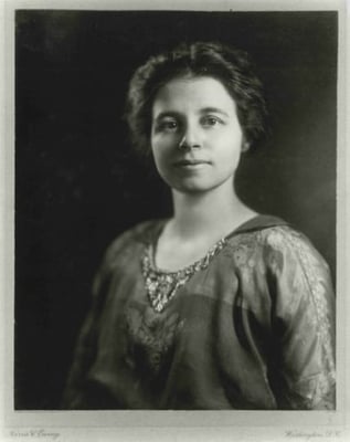 Anna Dickie Olesen