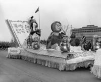 Hamm's Beer float in St. Paul Winter Carnival Parade