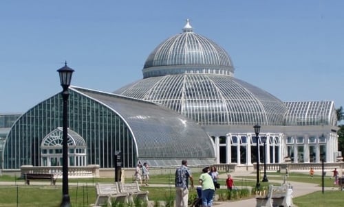 Color image of the Como Park Conservatory in St Paul, 2006.