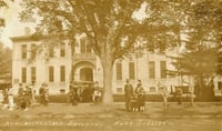 Black and white photograph of the administration building at Fort Snelling, ca. 1917.