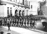 Black and white photograph of the Minnesota Home Guard on parade in St. Paul, 1917.