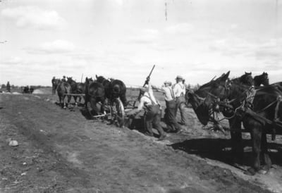 Agricultural Depression, 1920–1934 | MNopedia