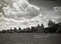 Stickneys Cabins ca.1936 (800x573)-1