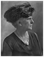 Black and white photograph of Clara H. Ueland, 1918.