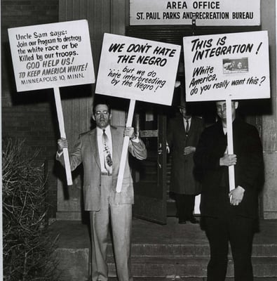 Fair housing protesters from the “Committee to End Discrimination against Fourth Class Whites, December 19, 1962, St. Paul Pioneer Press. Minneapolis and St. Paul Newspaper Negatives Collection, Minnesota Historical Society.