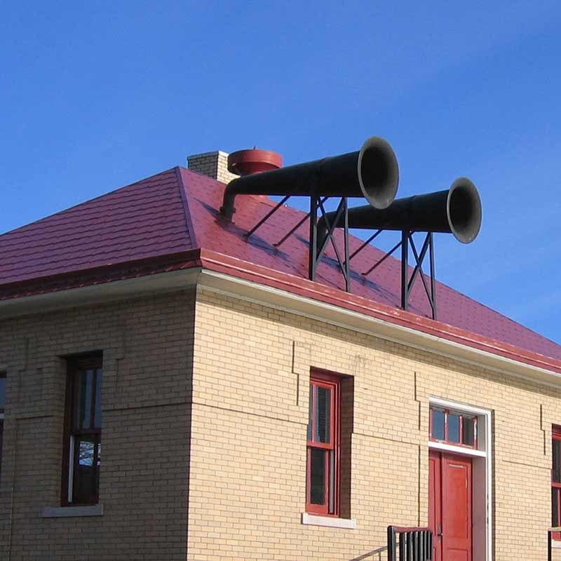 Learn about the fog signal building at Split Rock Lighthouse