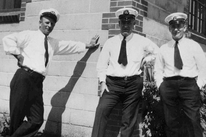 Image of early lighthouse keepers at Split Rock, showcasing their life and work.
