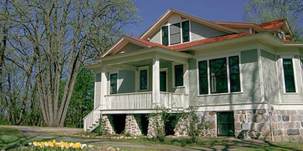 Charles Lindbergh House and Museum.