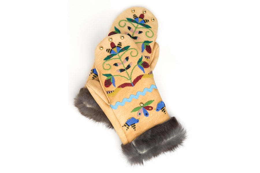 Dakota floral gauntlet mittens.