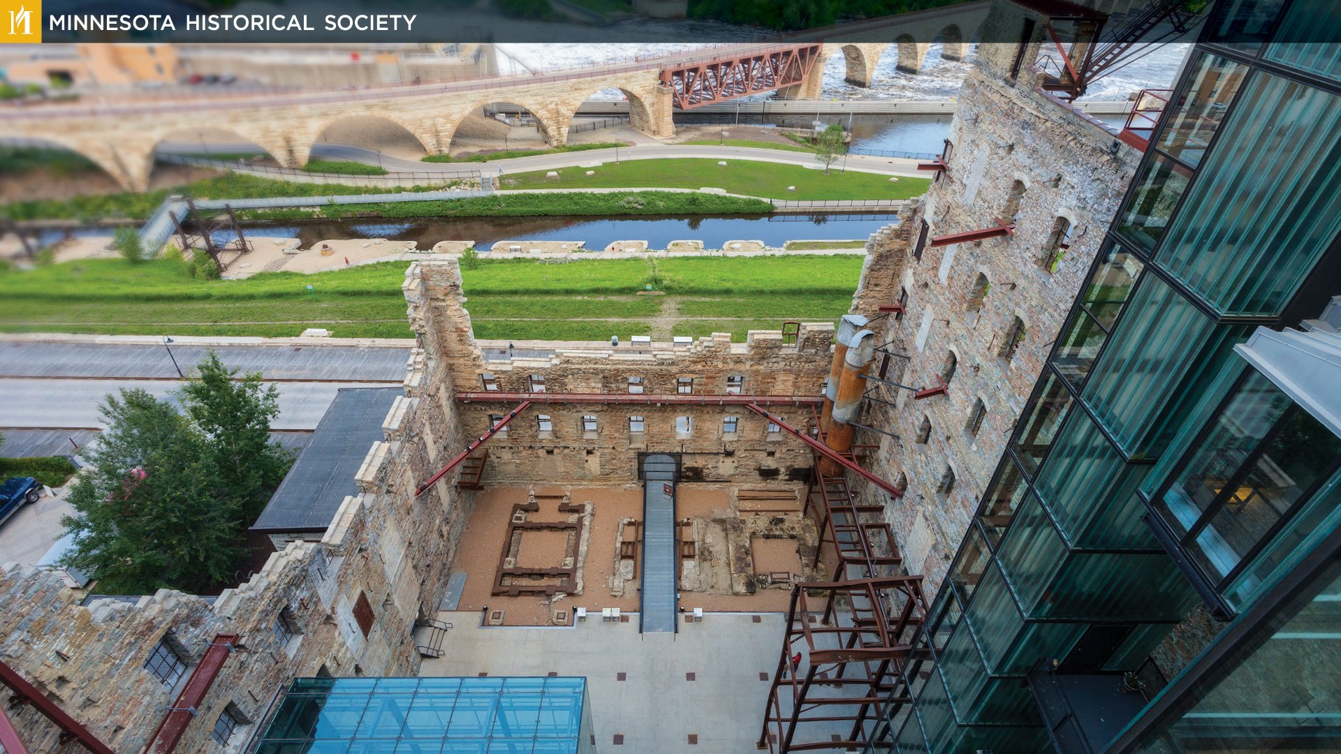 mnhs_zoom_backgrounds_mcm