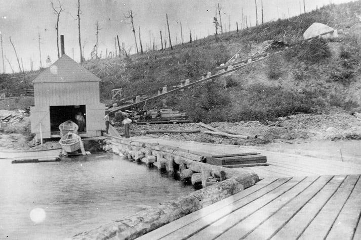 Image of tram tracks at a lighthouse site, linking to learn about lighthouse life.