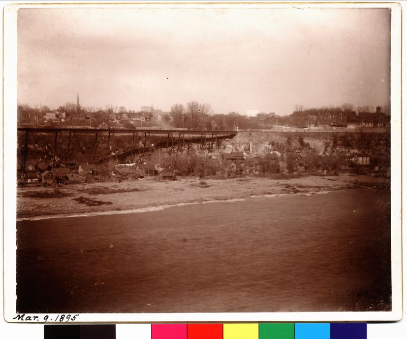 Bohemian Flats, 1895