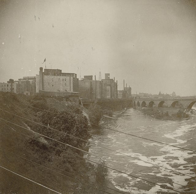 Mills and Stone Arch Bridge