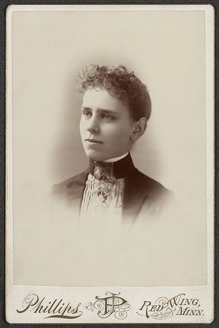 Black and white photograph of Frances Densmore, age eighteen.