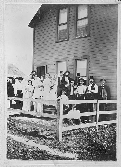 Black and white photograph of boarding house residents near Troy Mine, 1905.