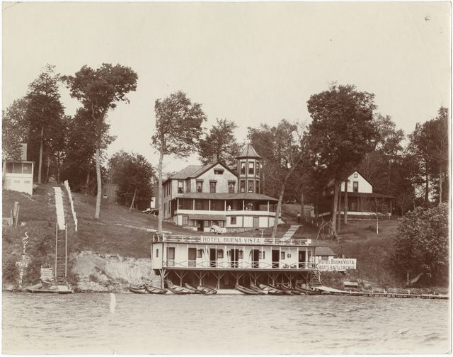 Lake view of the Hotel Buena Vista in Mound, 1905.