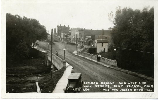 The entrance to the village of Pine Island, photographed in the 1920s.