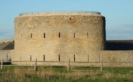 Color image of the Round Tower at Historic Fort Snelling, 2010. Photograph by Wikimedia Commons user Jonathunder.