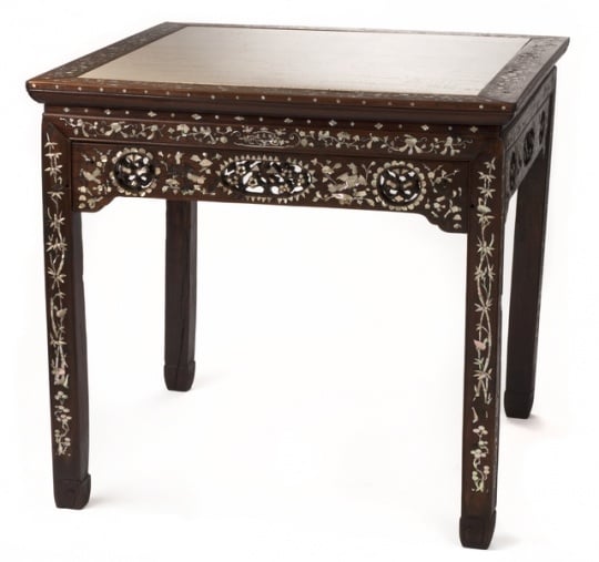 Table used at Yuen Faung Low (John's Place)