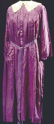 Color scan of a dressing gown worn by Mary T. Hill, c.1910.