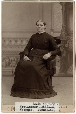 portrait photograph of Elsa Peterson