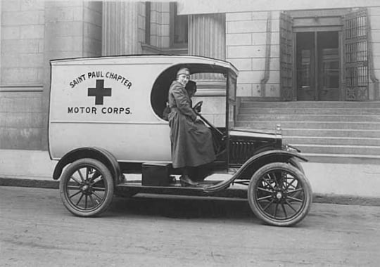 Black and white photograph of Red Cross Motor Corps truck, St. Paul, 1918.