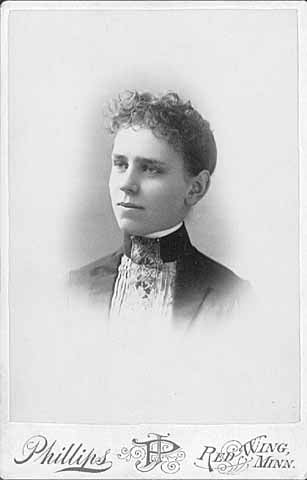 Black and white photograph of Frances Densmore, age eighteen.