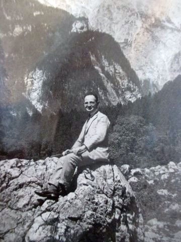 A young Kolthoff on vacation in the mountains, somewhere in Europe, ca. 1910s.