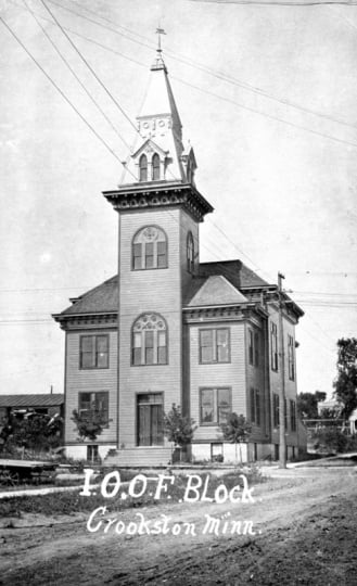 Black and white photograph of the Crookston IOOF building, ca. 1900.