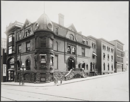 The Minnesota Club at Fourth and Cedar Streets, St. Paul, ca. 1914.