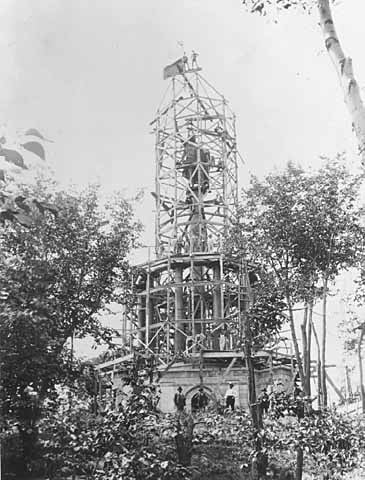 Black and white photograph showing the construction of the Hermann Monument, New Ulm, ca. 1888–1897.