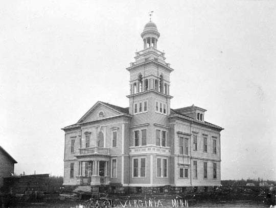 Black and white photograph of a public school in Virginia, Minnesota, 1895.