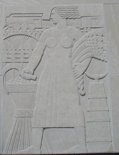 One of the panels of Lee Lawrie's Voice of the People relief sculpture flanking the south entrance doors of the St. Paul City Hall and Ramsey County Courthouse. Photographed by Paul Nelson on April 13, 2008.