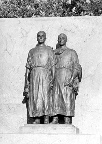 Statue of William and Charles Mayo, Mayo Park, Rochester