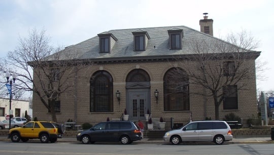 Color image of the Historic Post Office building in Anoka, 2008. Photographed by Wikimedia Commons user Elkman.