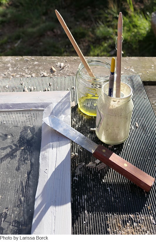 Window renovation using Linseed oil-photo by Larissa Borck.