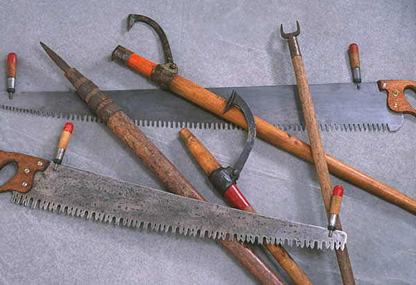 log-driving-tools