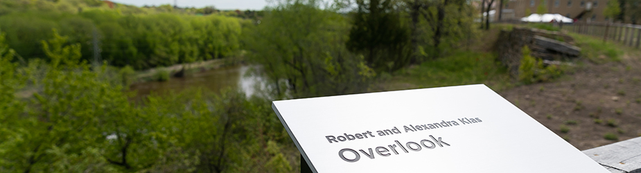 Robert and Alexandra Klas Overlook.