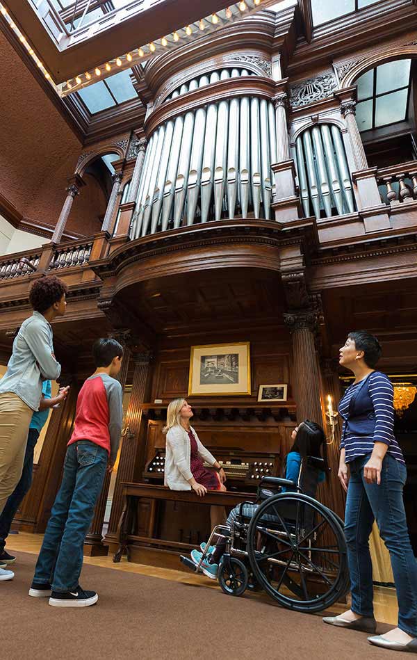 House with pipe organ discount