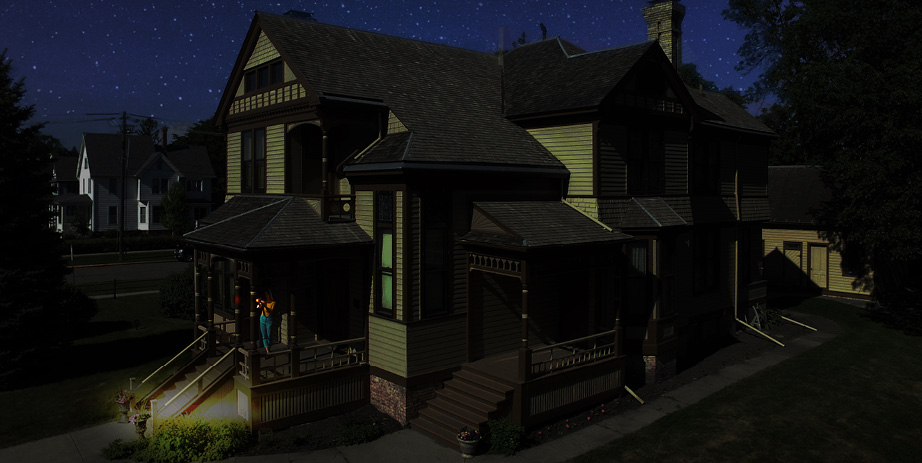 Comstock House Nooks and Crannies Flashlight Tour