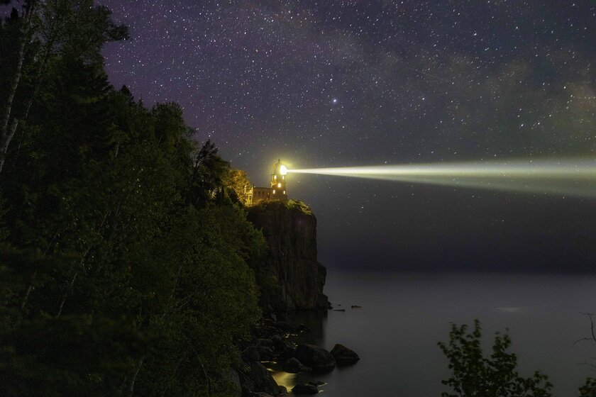 Split Rock beacon lit at night