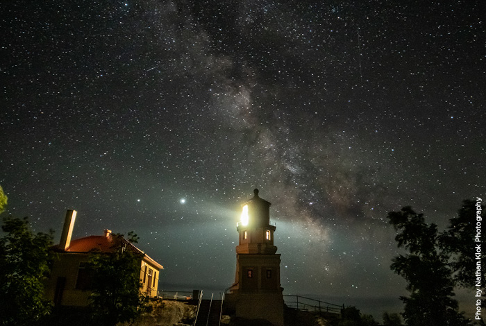 Split Rock lighthouse at night.
