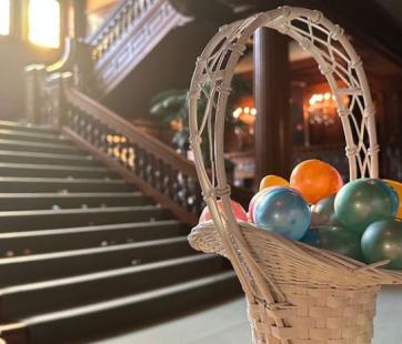 eggs in a basket in James J Hill house